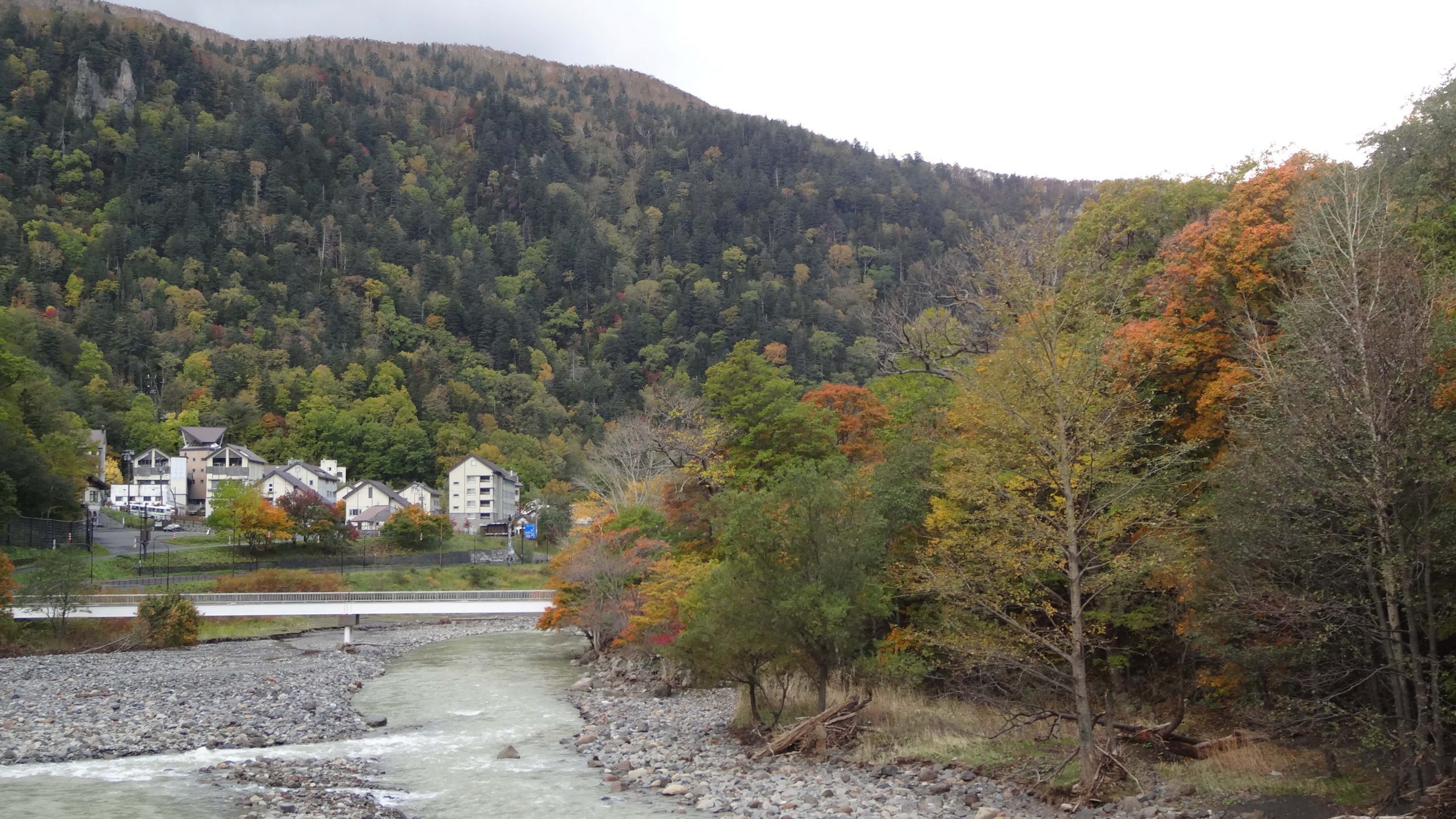 Sounkyo Onsen and Kuro-dake Sounkyo Onsen and Kuro-dake