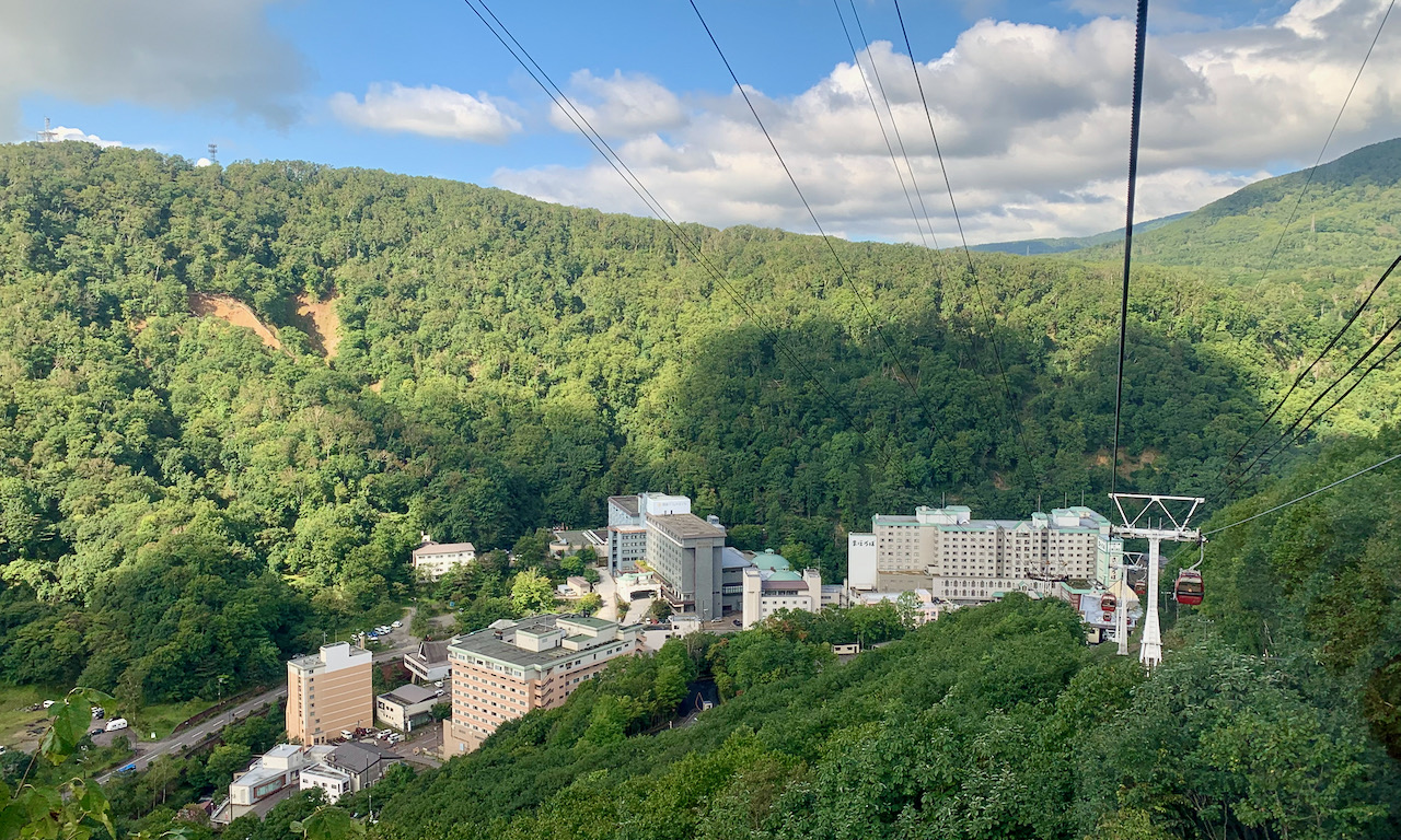 Noboribetsu Station and Noboribetsu Onsen | Coin Lockers and Luggage Storage Guide