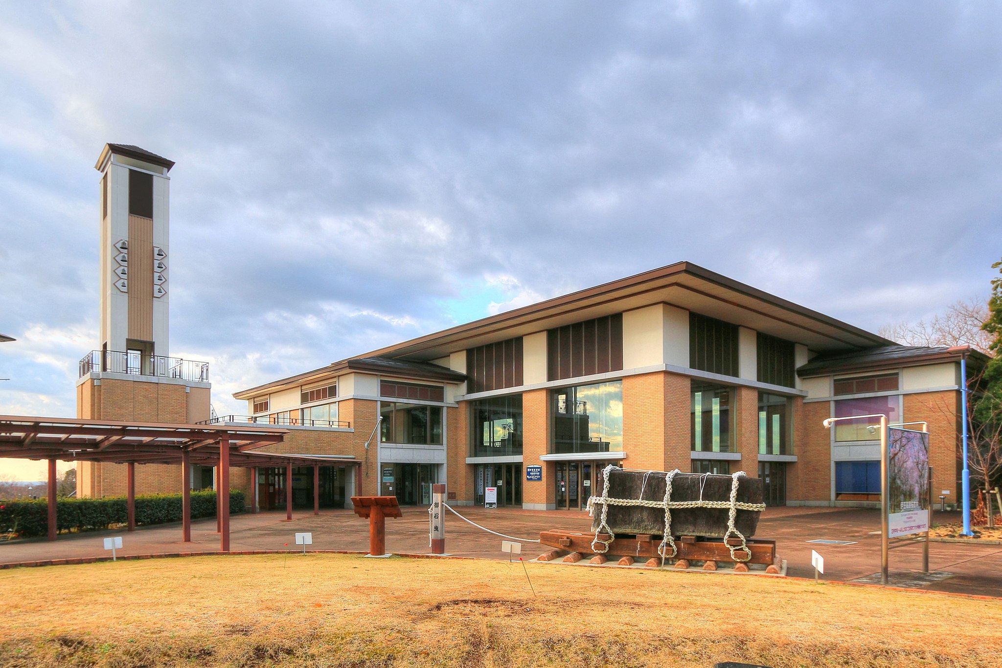 伊豆高原駅エリア | コインロッカー・手荷物預かり所案内