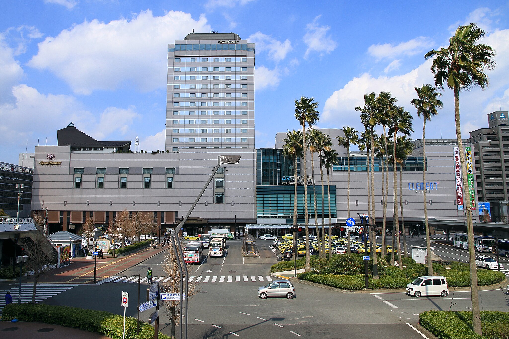 徳島駅エリア | コインロッカー・手荷物預かり所案内