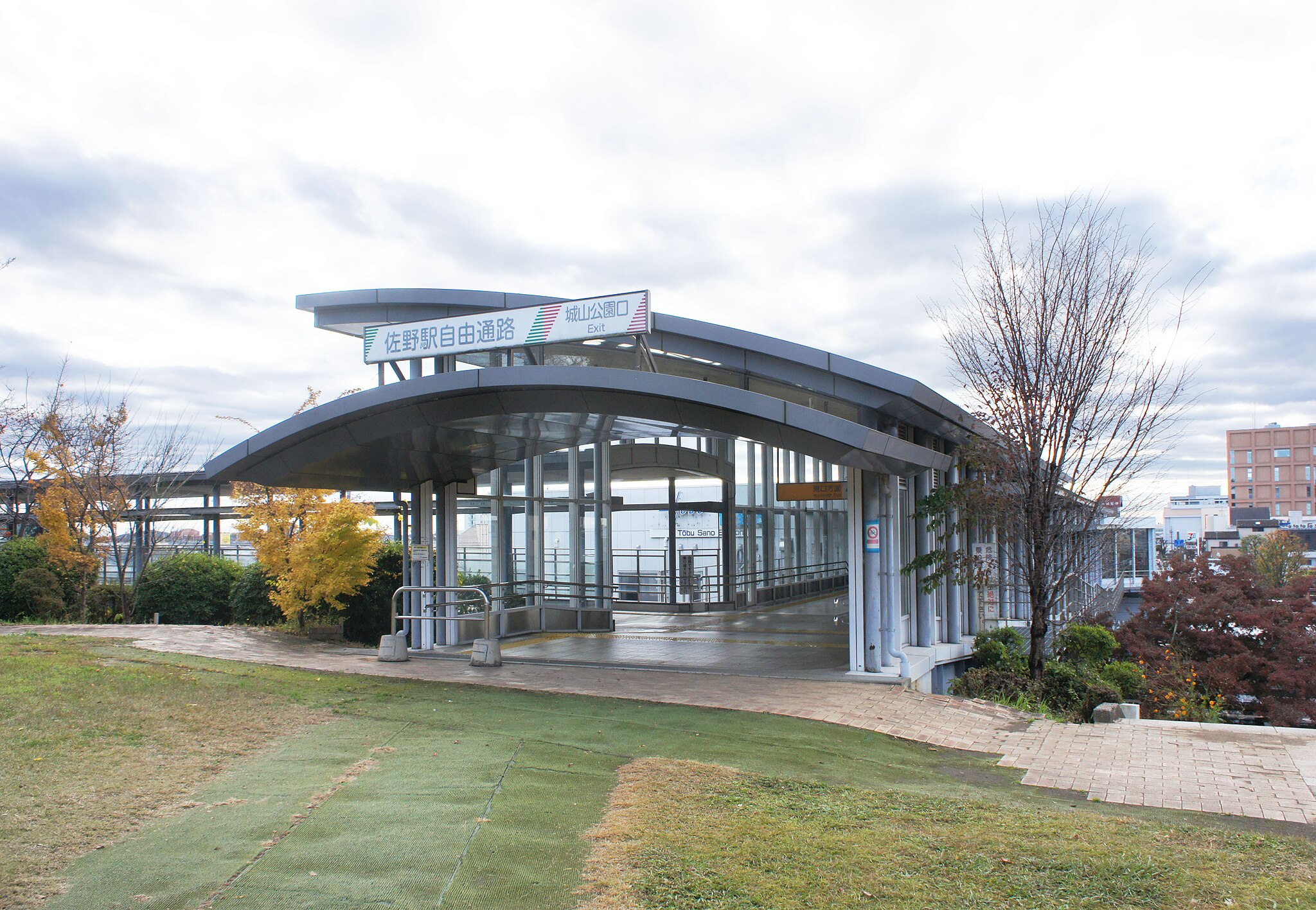 佐野駅エリア | コインロッカー・手荷物預かり設置場所一覧