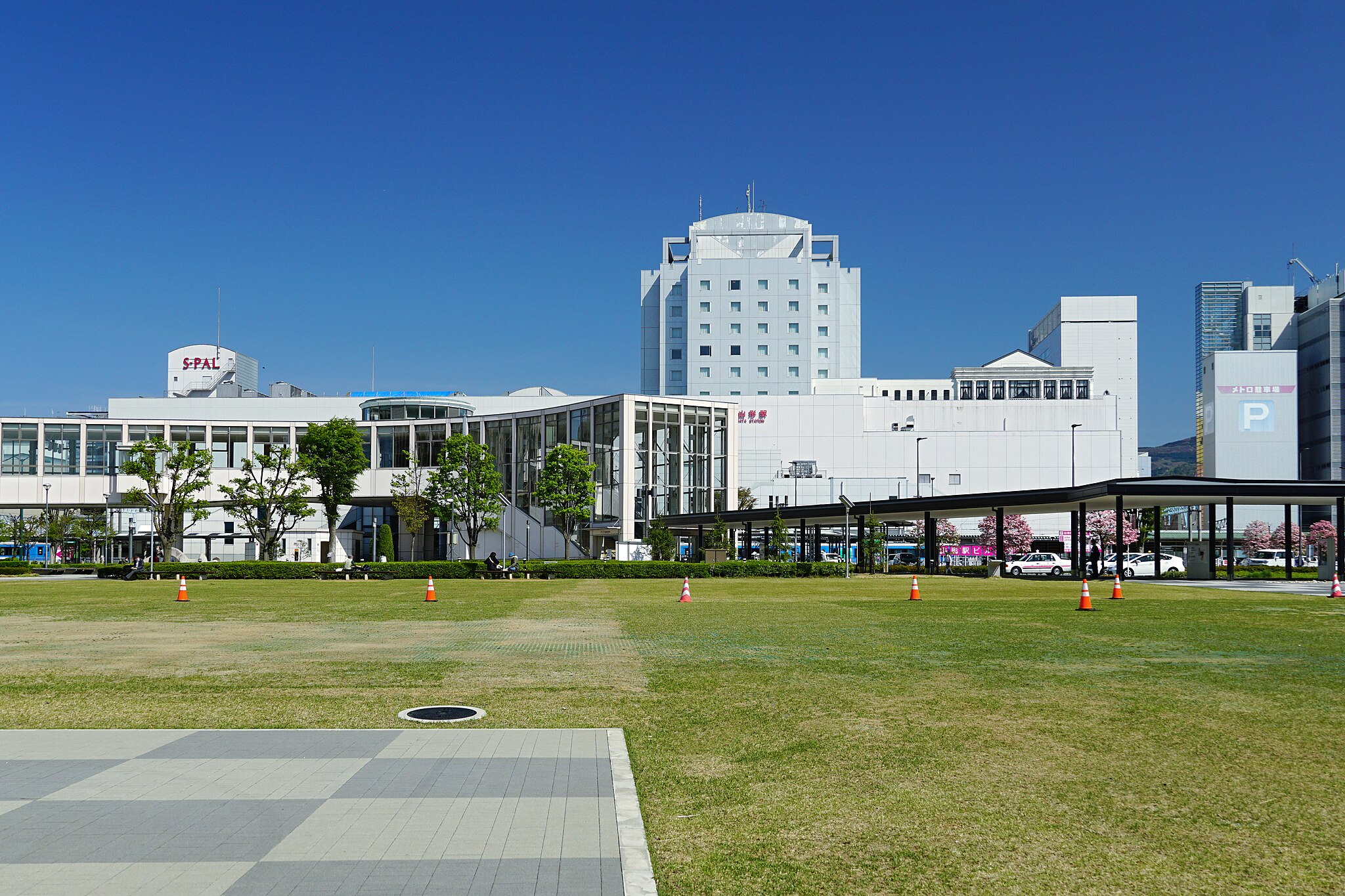 山形駅エリア | コインロッカー・手荷物預かり所案内