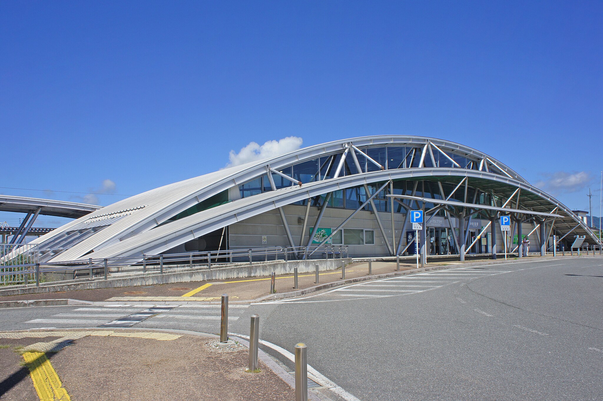 赤湯駅エリア | コインロッカー・手荷物預かり所案内