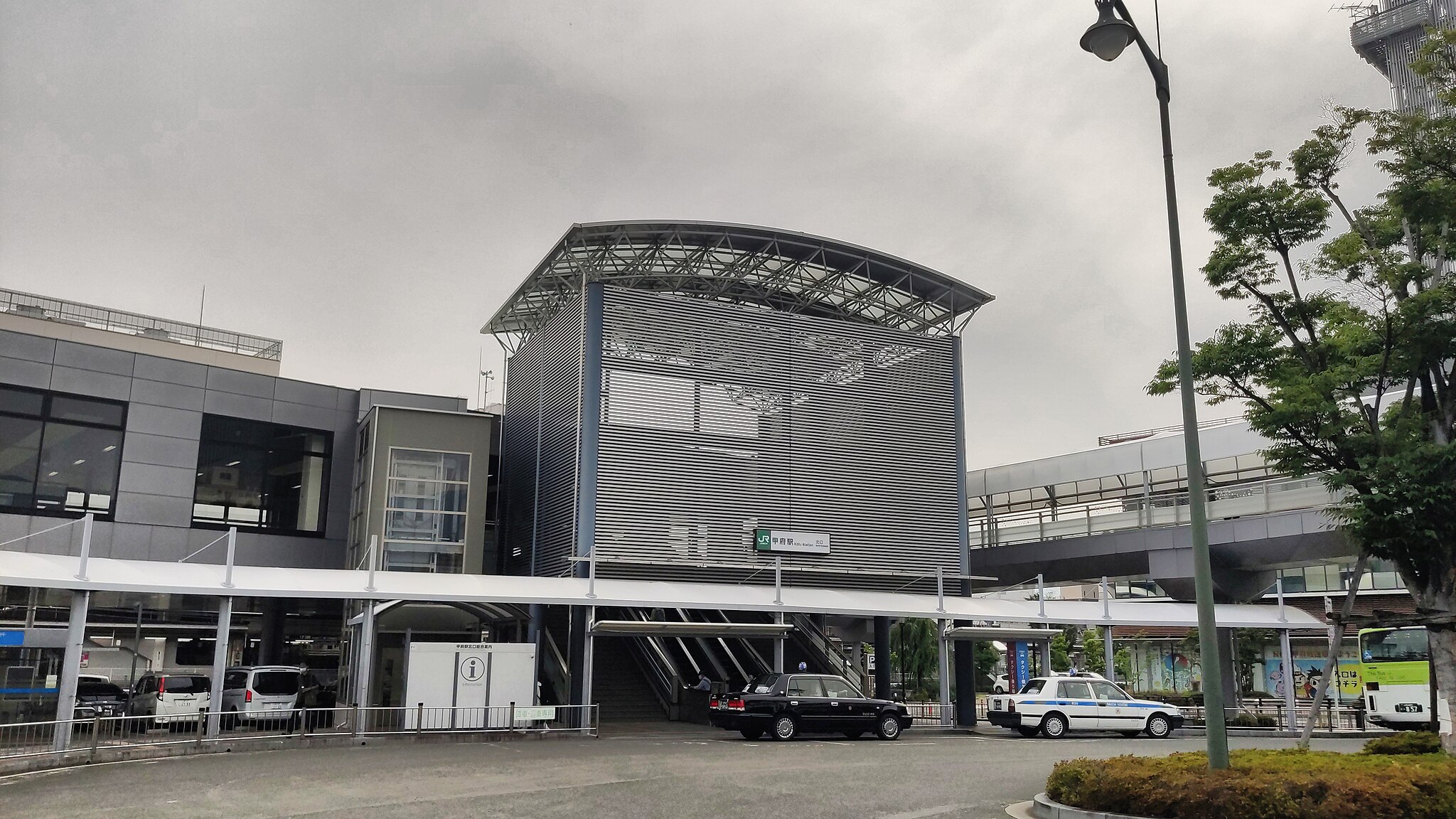 甲府駅エリア | コインロッカー・手荷物預かり所案内