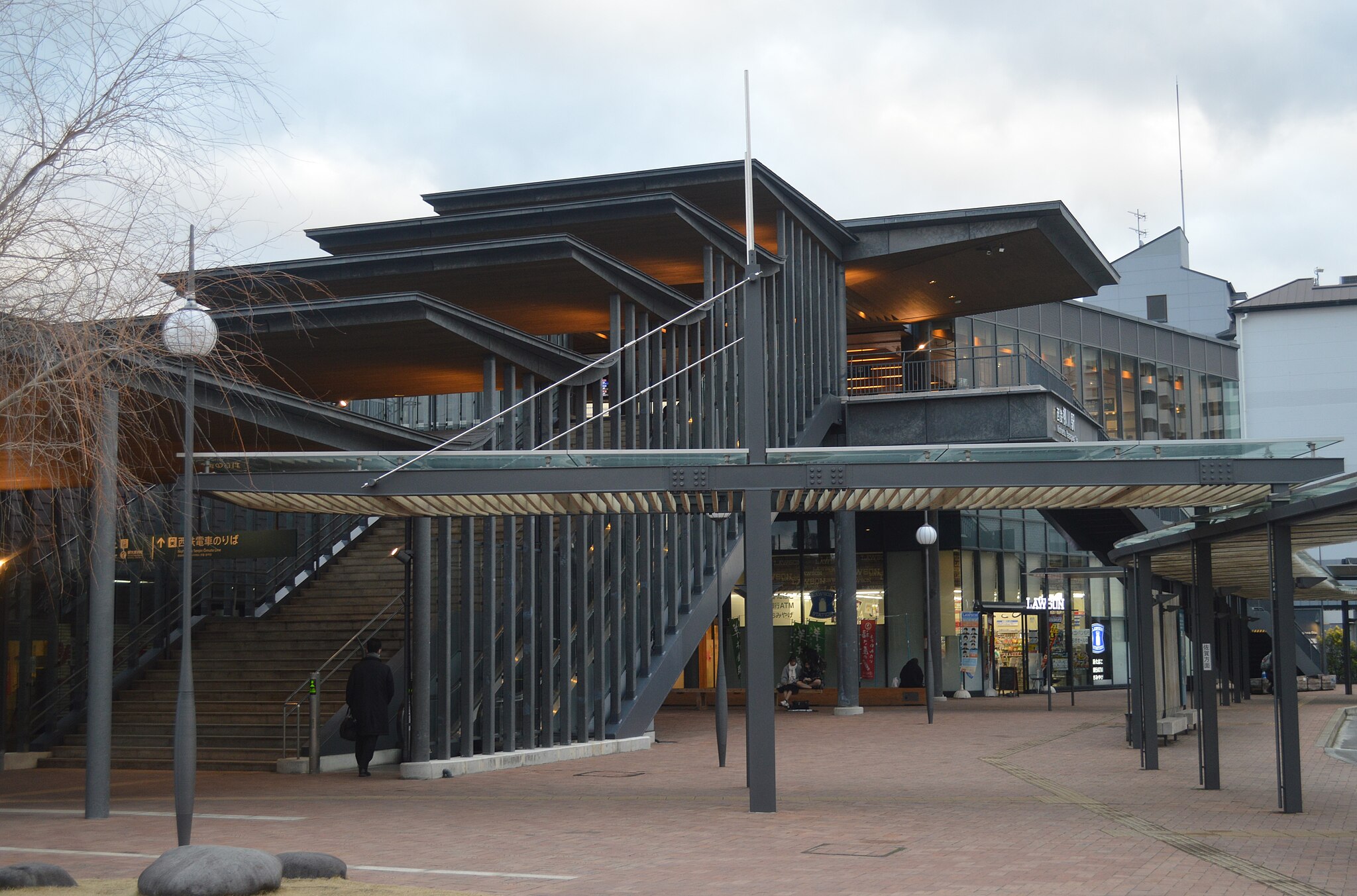 西鉄柳川駅エリア | コインロッカー・手荷物預かり所案内
