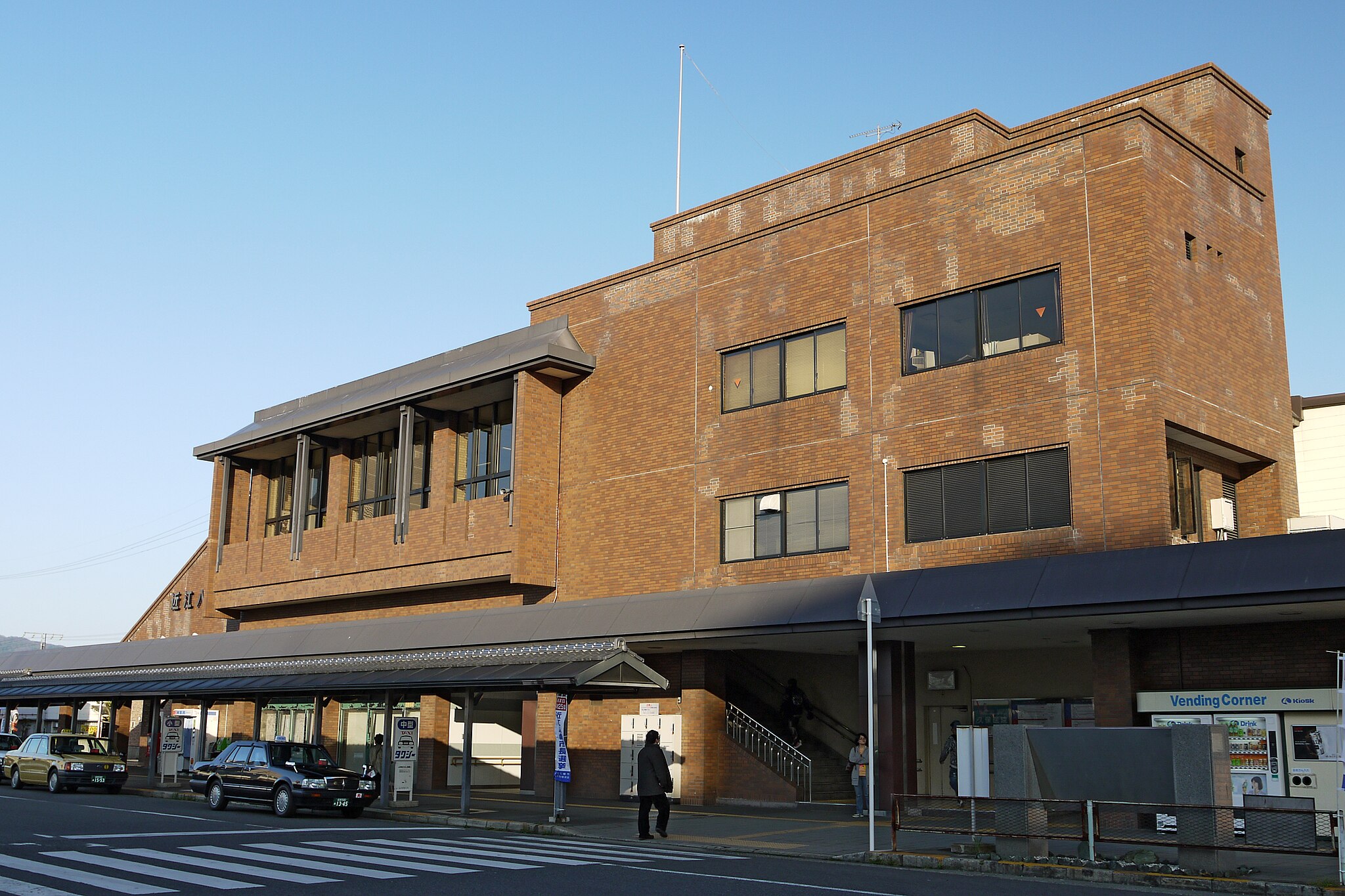 近江八幡駅エリア | コインロッカー・手荷物預かり所案内