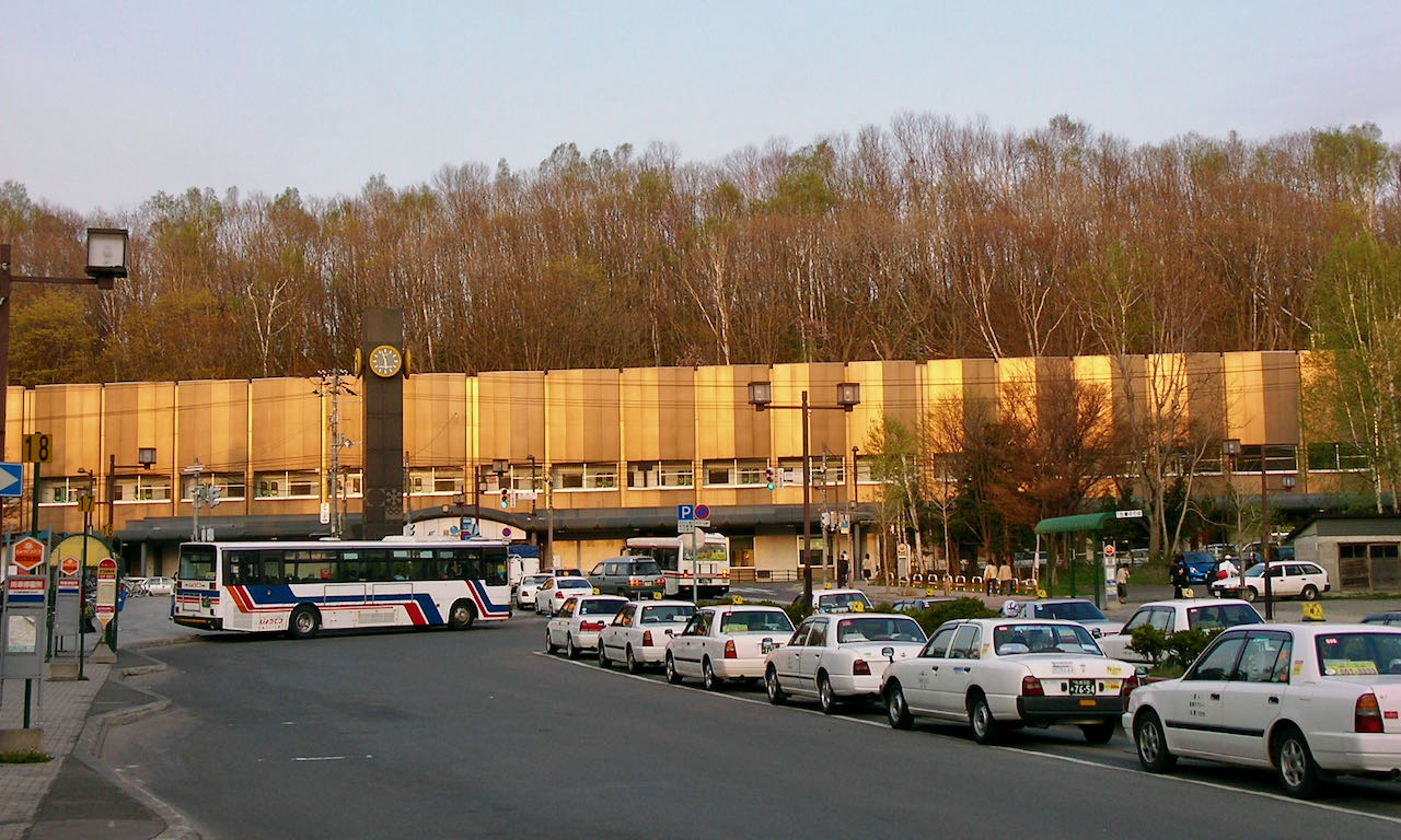 真駒內車站: 儲物櫃和行李寄放完全指南