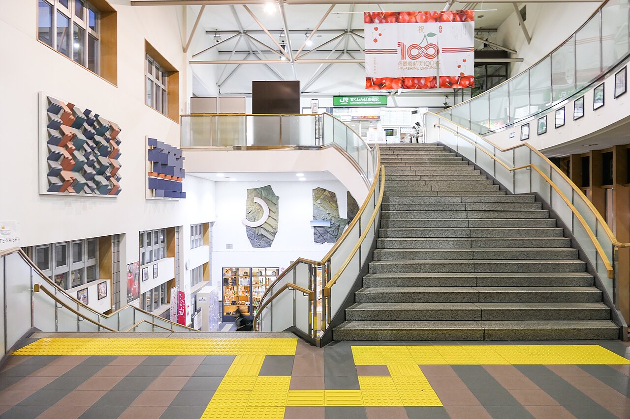 さくらんぼ東根駅エリア | コインロッカー・手荷物預かり所案内