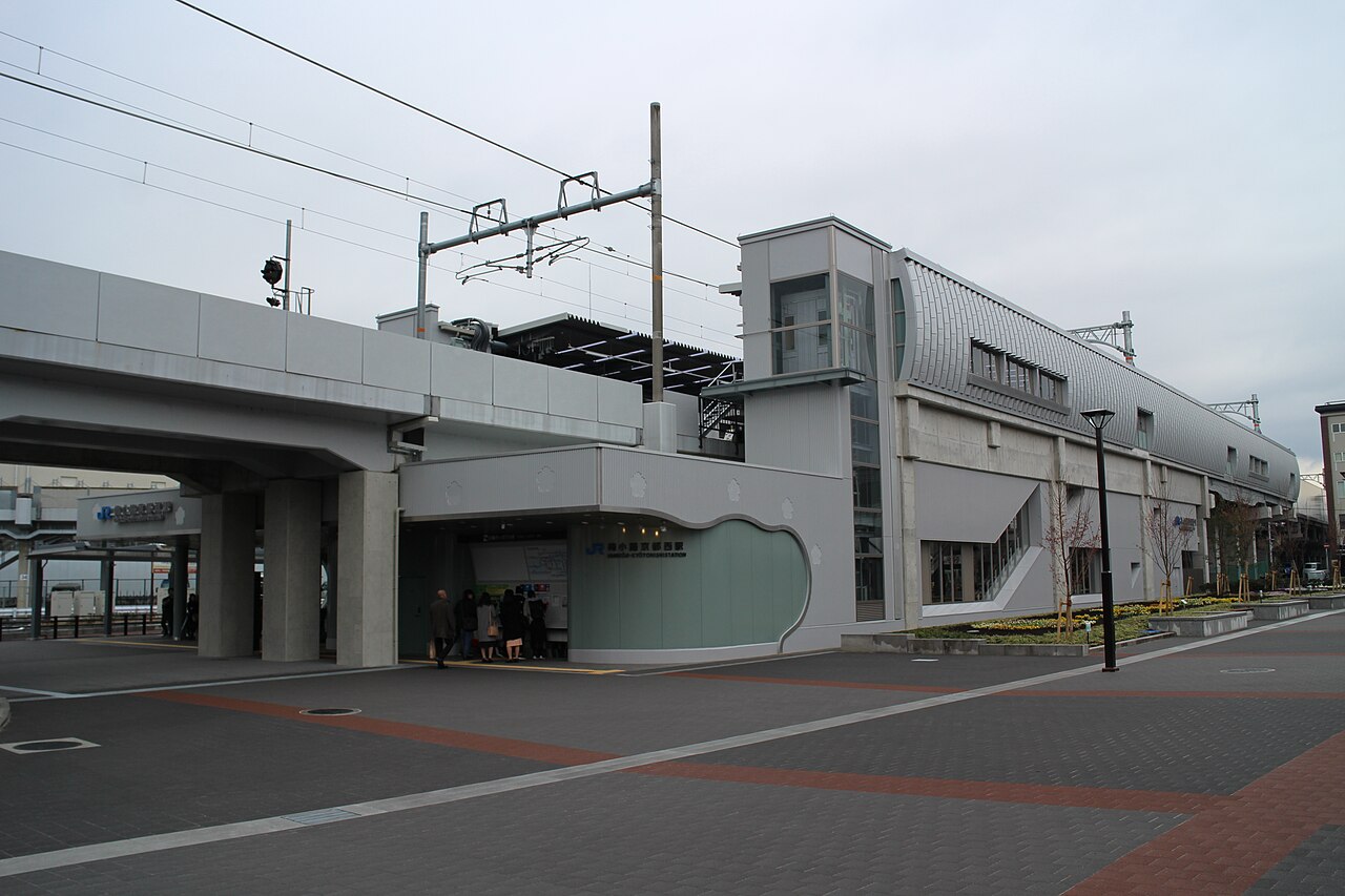 梅小路京都西駅エリア | コインロッカー・手荷物預かり所案内