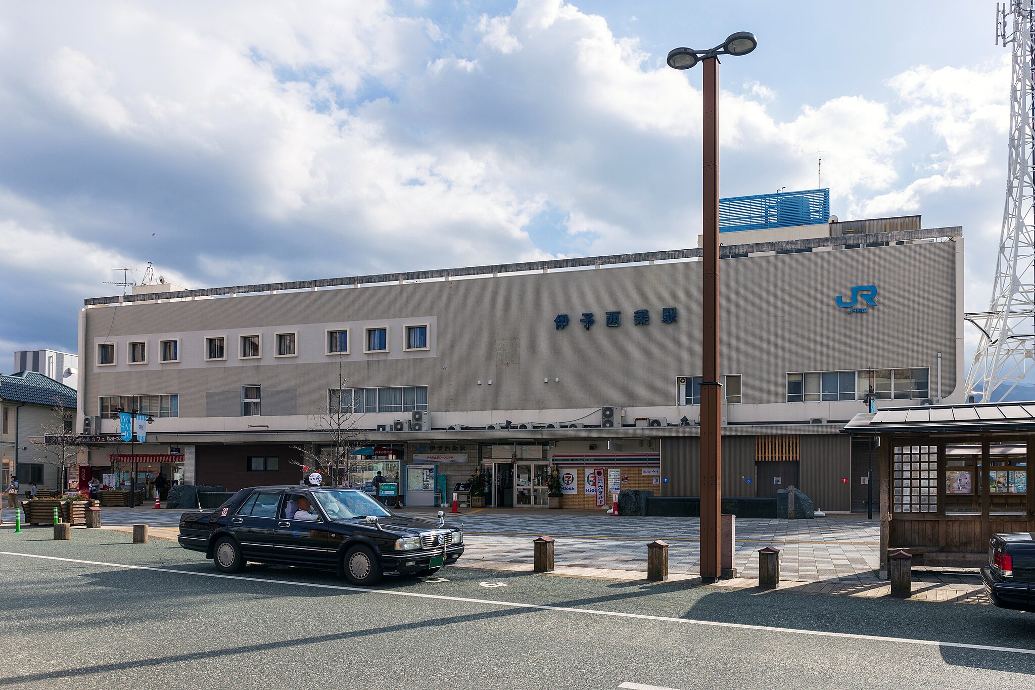 伊予西条駅エリア | コインロッカー・手荷物預かり所案内