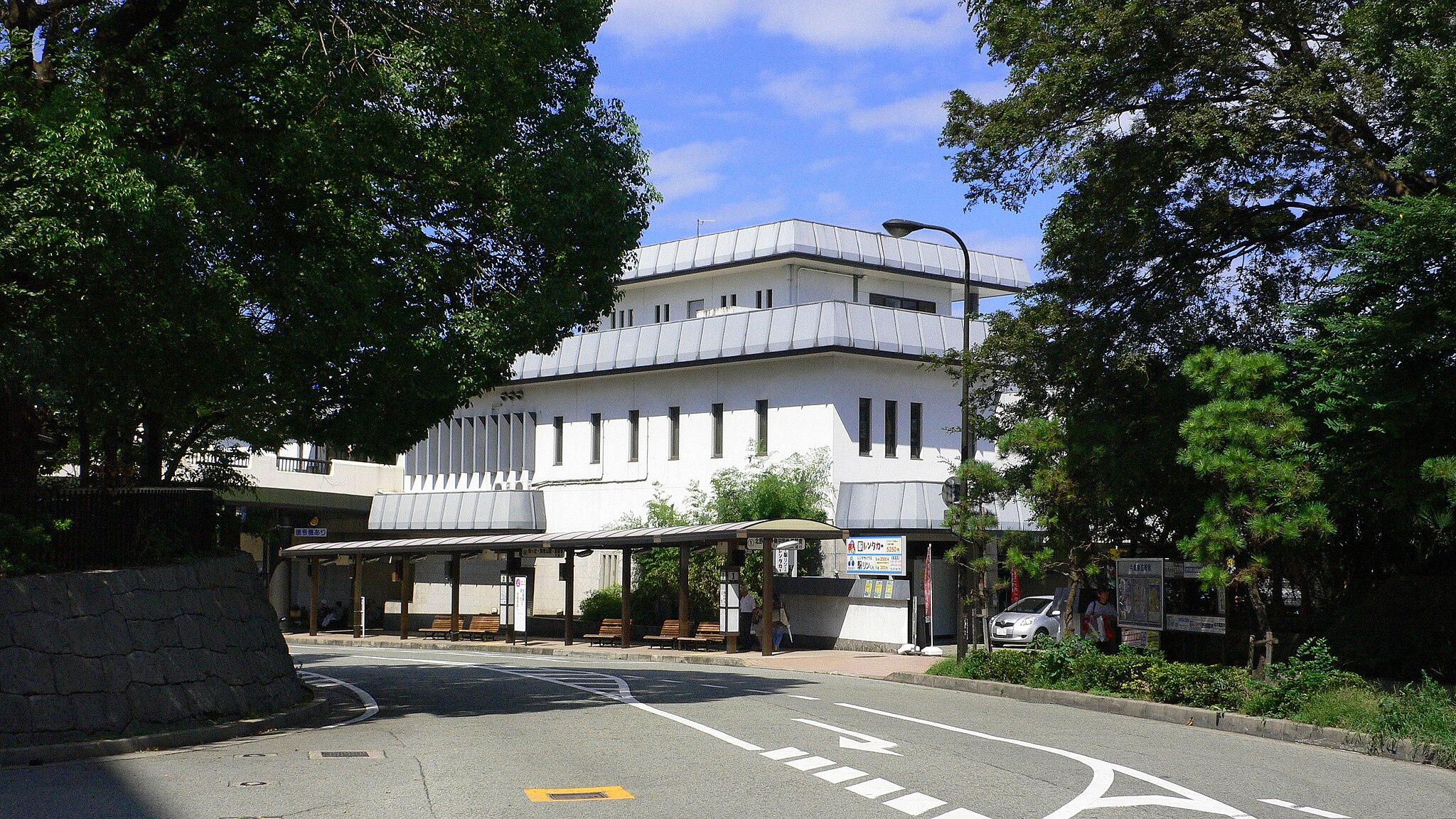 JR伊丹駅エリア | コインロッカー・手荷物預かり所案内