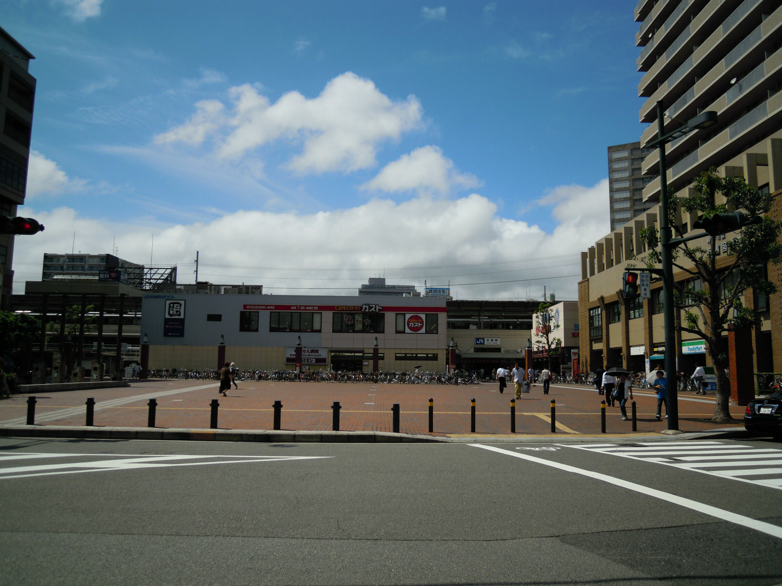 JR兵庫駅エリア | コインロッカー・手荷物預かり所案内