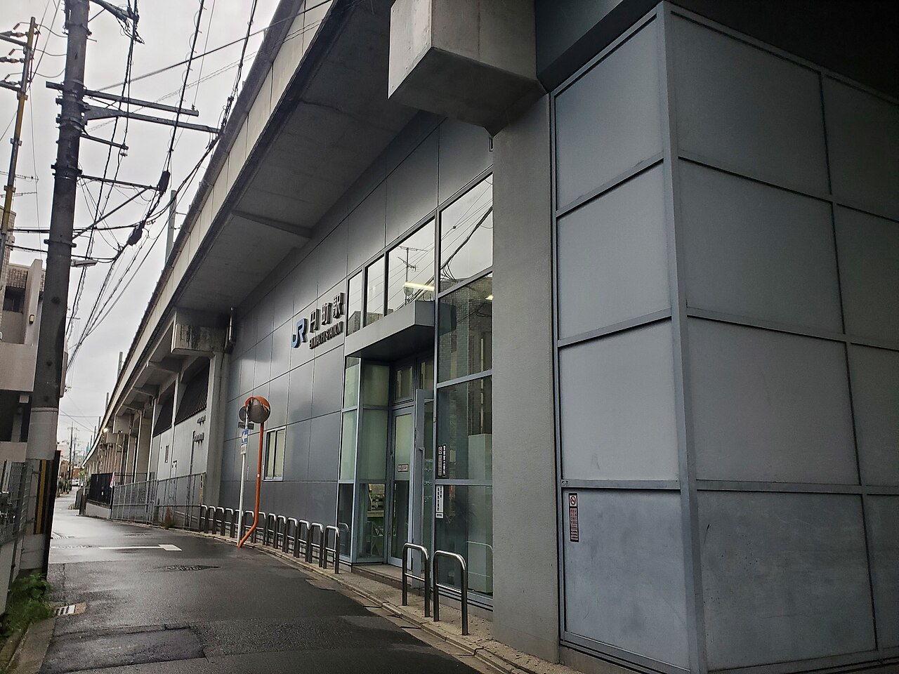 京都：円町駅エリア | コインロッカー・手荷物預かり所案内